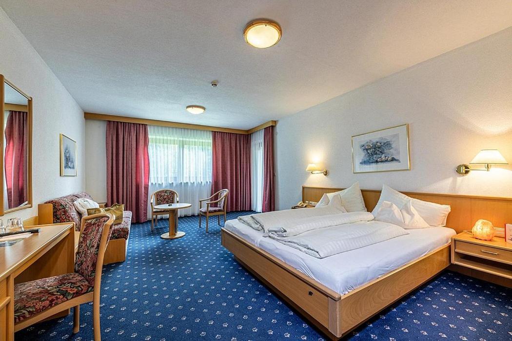 Hotel Gletscherblick Sankt Leonhard im Pitztal Esterno foto
