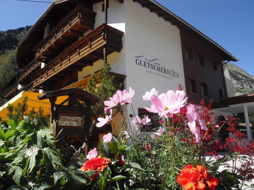 Hotel Gletscherblick Sankt Leonhard im Pitztal Esterno foto