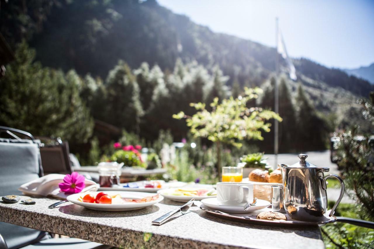 Hotel Gletscherblick Sankt Leonhard im Pitztal Esterno foto